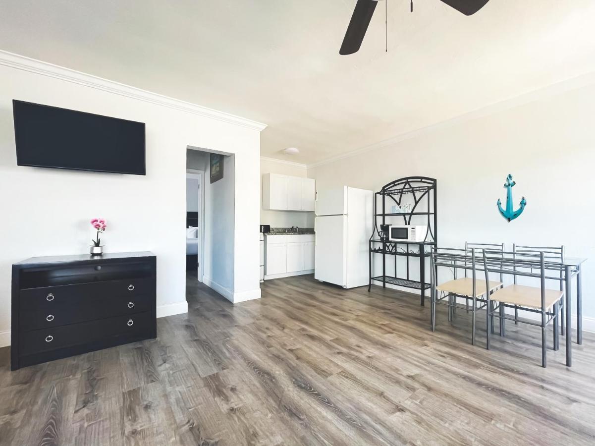 Hollywood Beach Hotels